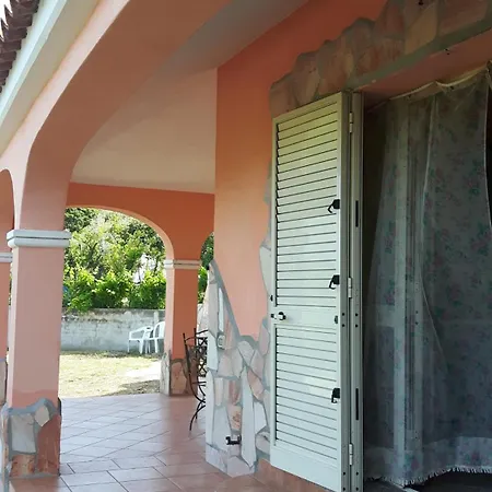 Il Mirto In Fiore Feriehus