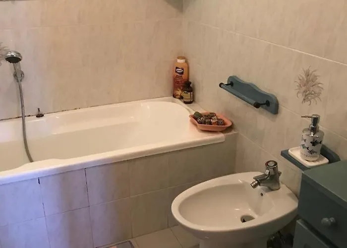 Il Mirto In Fiore 度假居 *