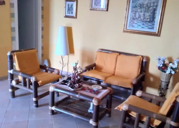 Il Mirto In Fiore 度假居 *